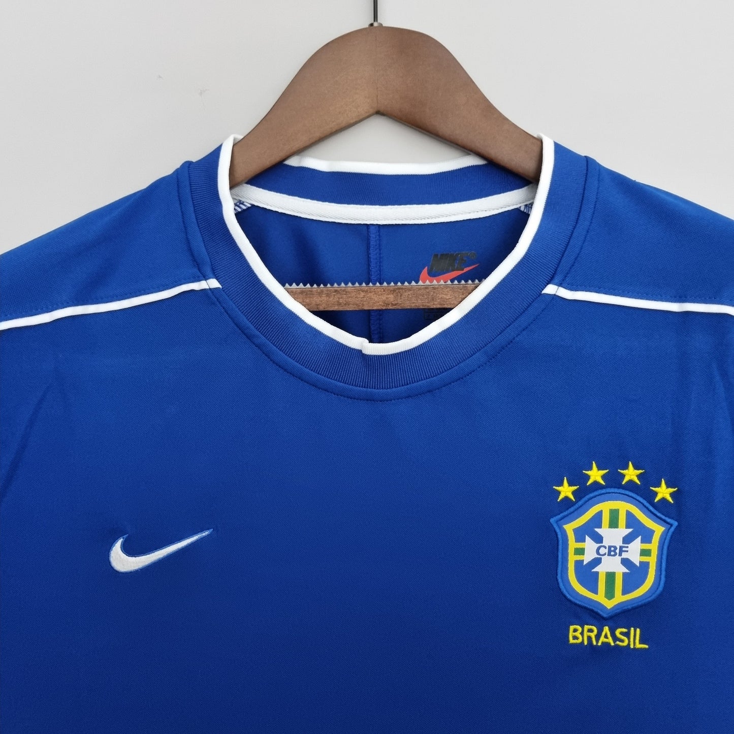 BRASIL Il 98 HOMBRES (RETRO)