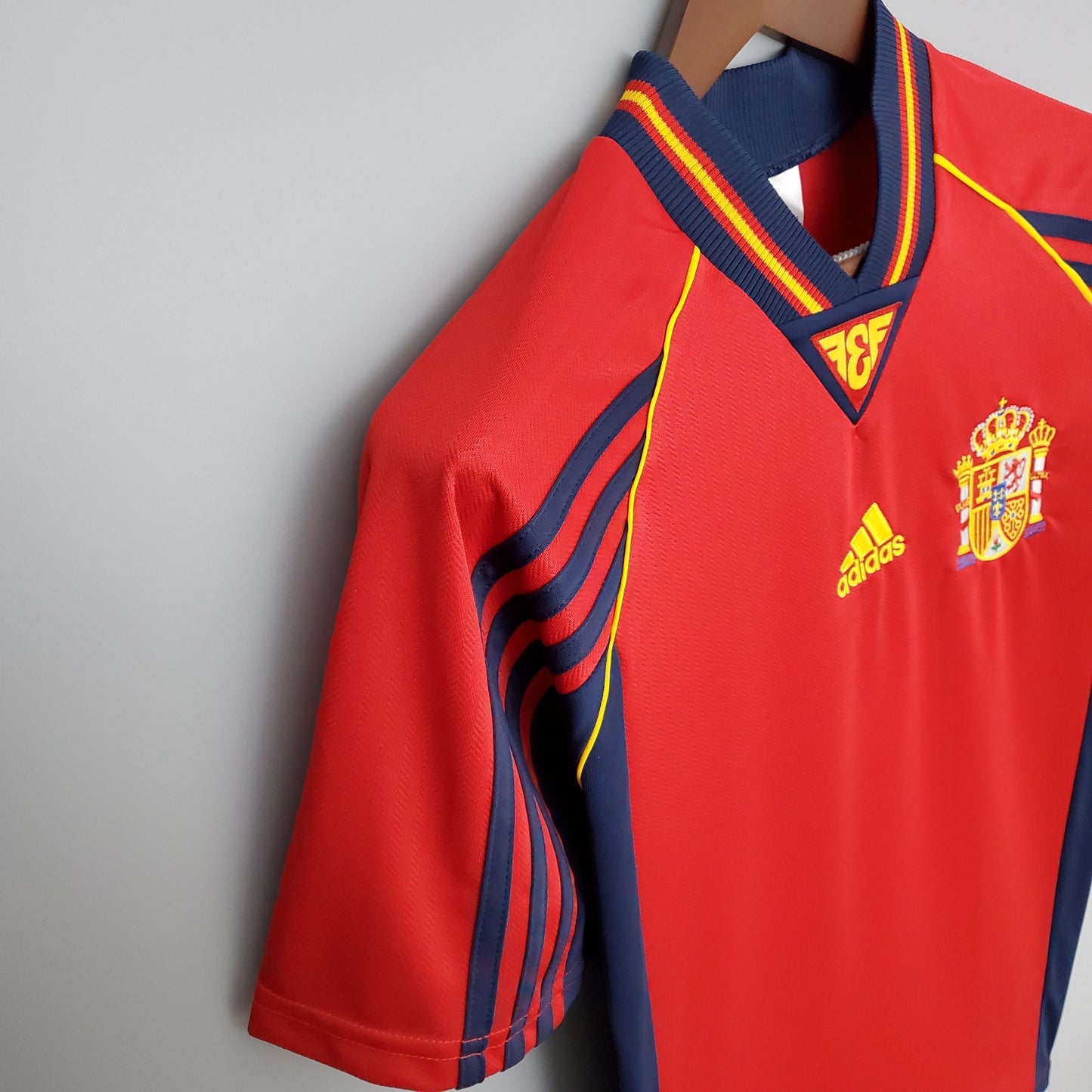 ESPAÑA I 98 HOMBRES (RETRO)