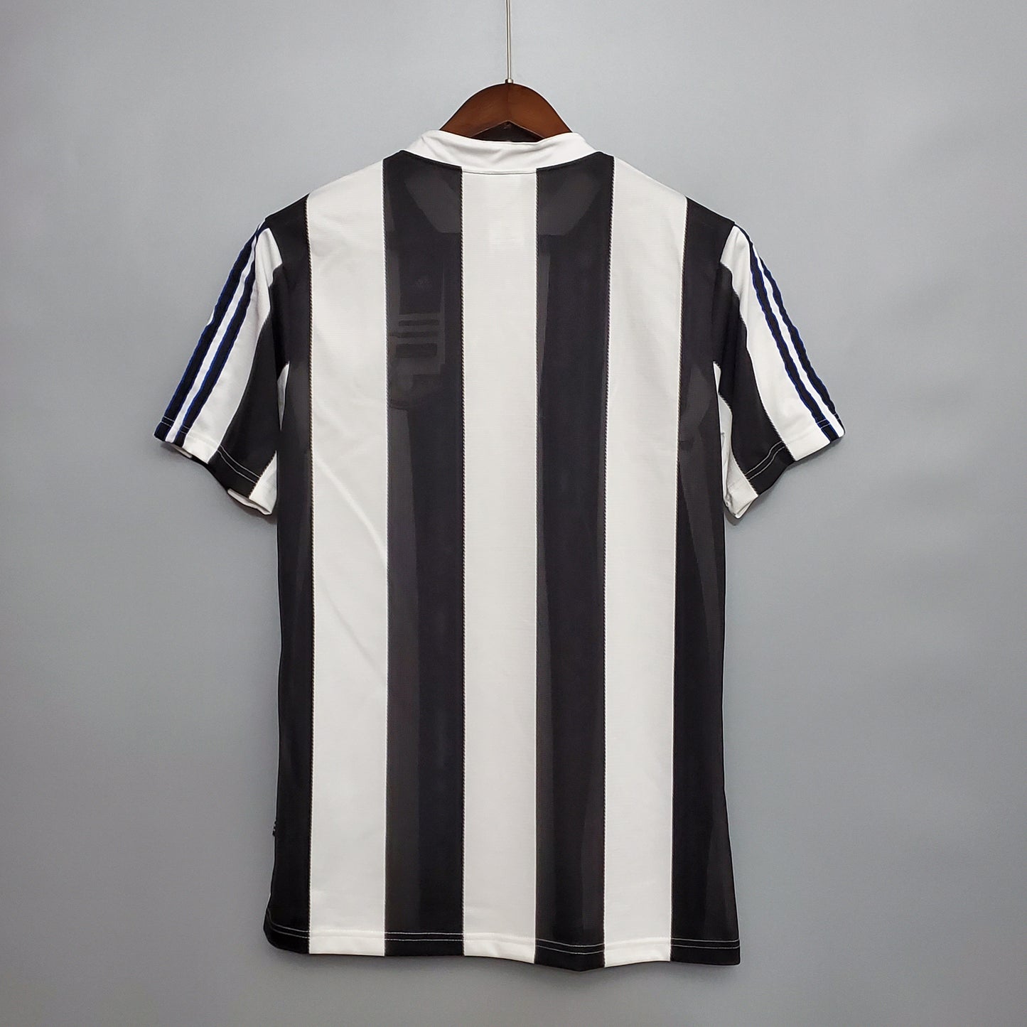 NEWCASTLE l 95/97 HOMBRES (RETRO)
