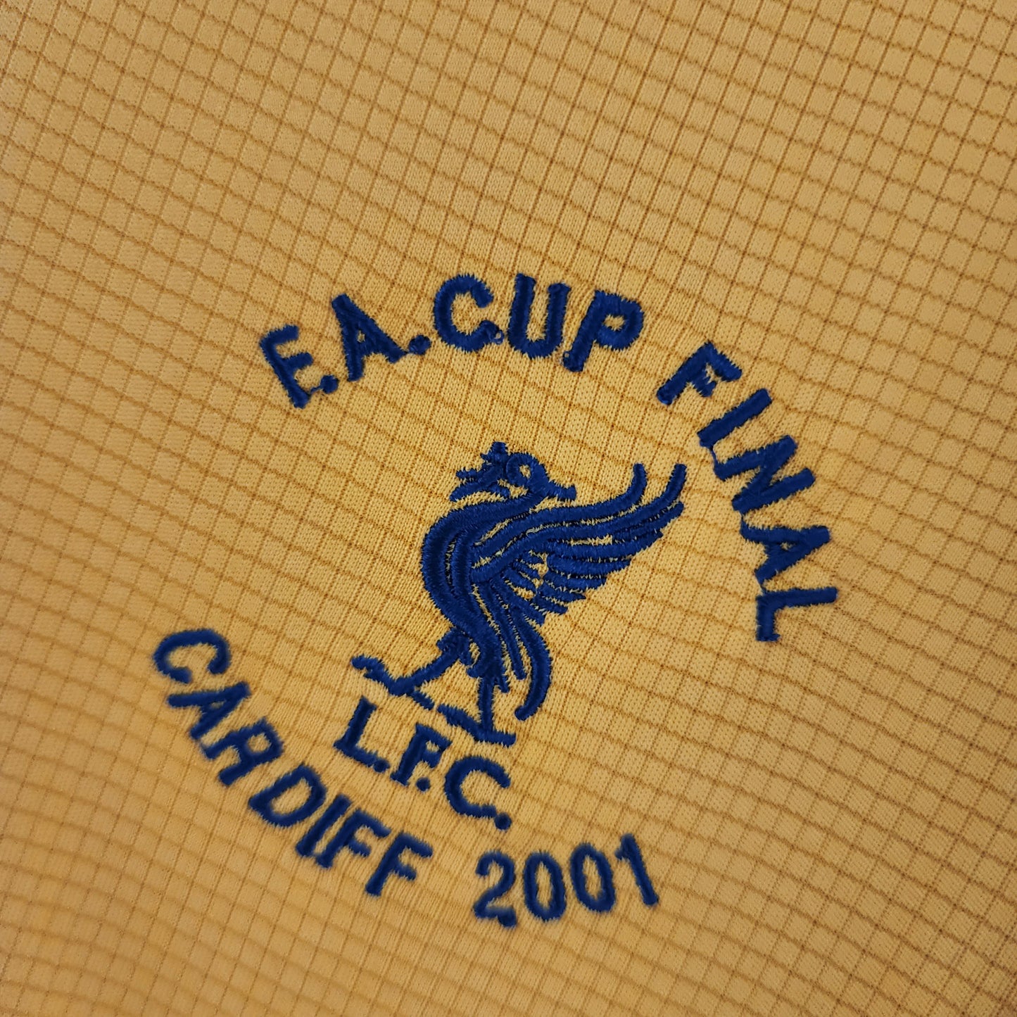 LIVERPOOL II 00/01 HOMBRES (RETRO)