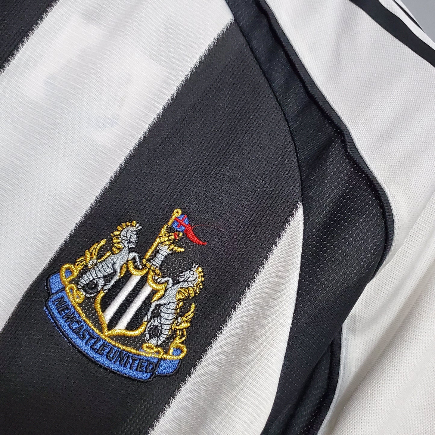 NEWCASTLE l 05/06 HOMBRES (RETRO)