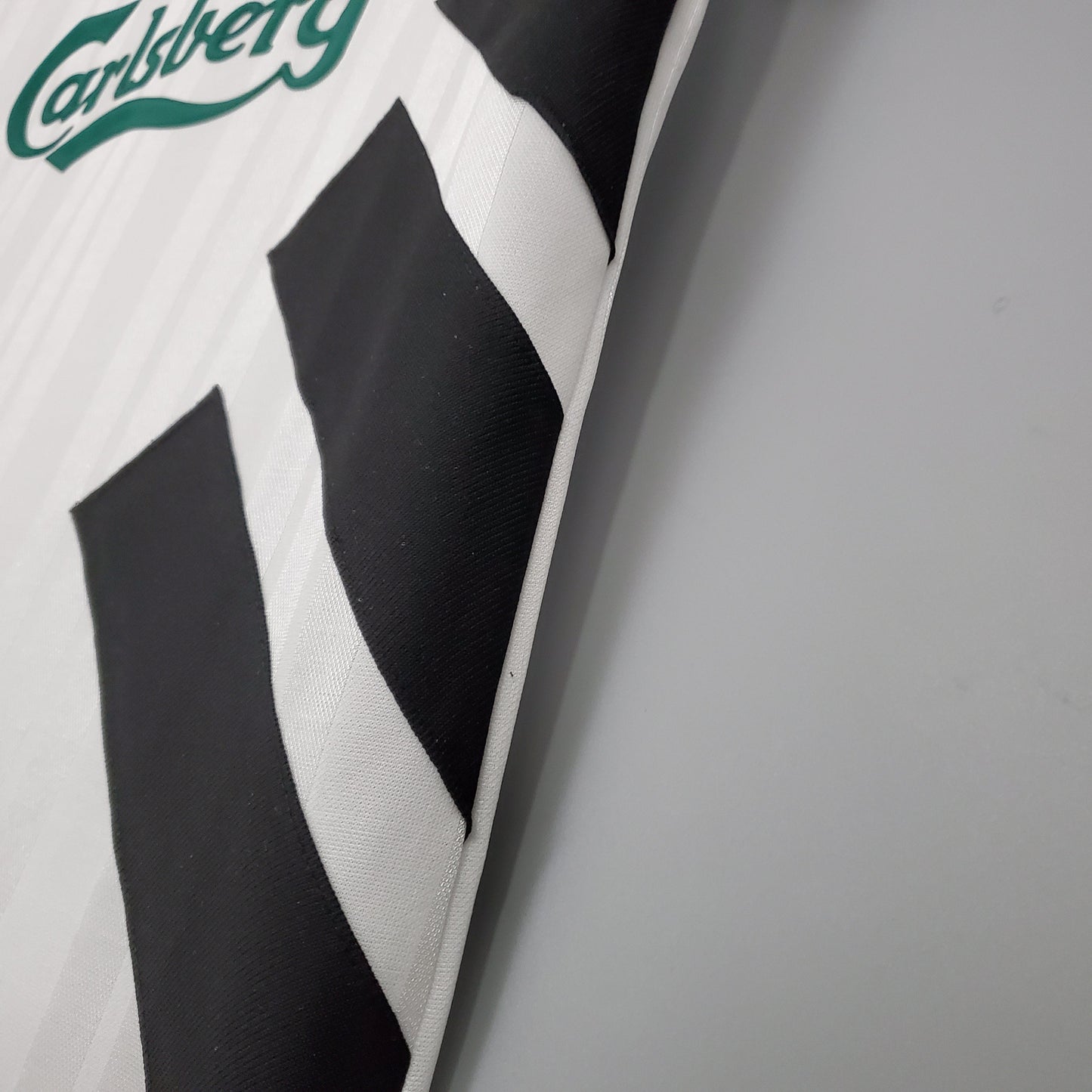 LIVERPOOL II 93/95 HOMBRES (RETRO)