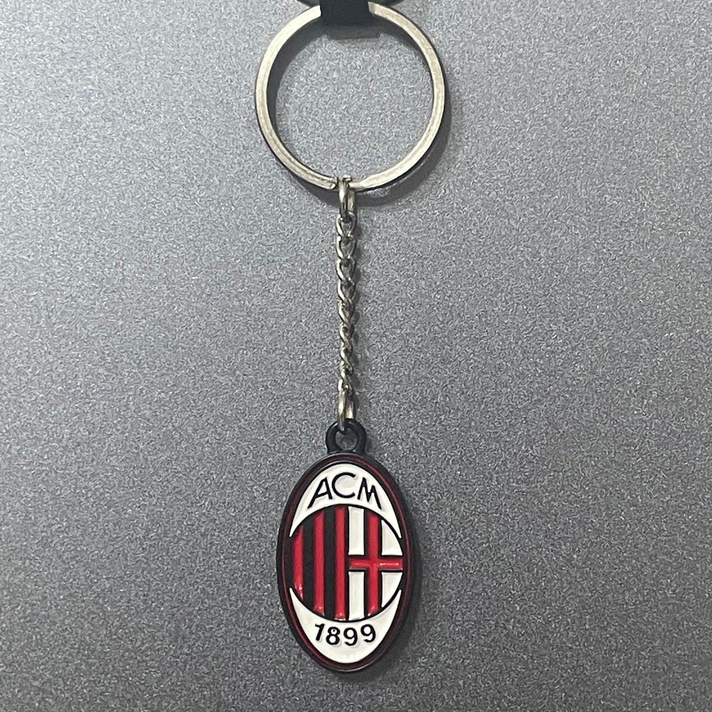 MILAN LLAVERO