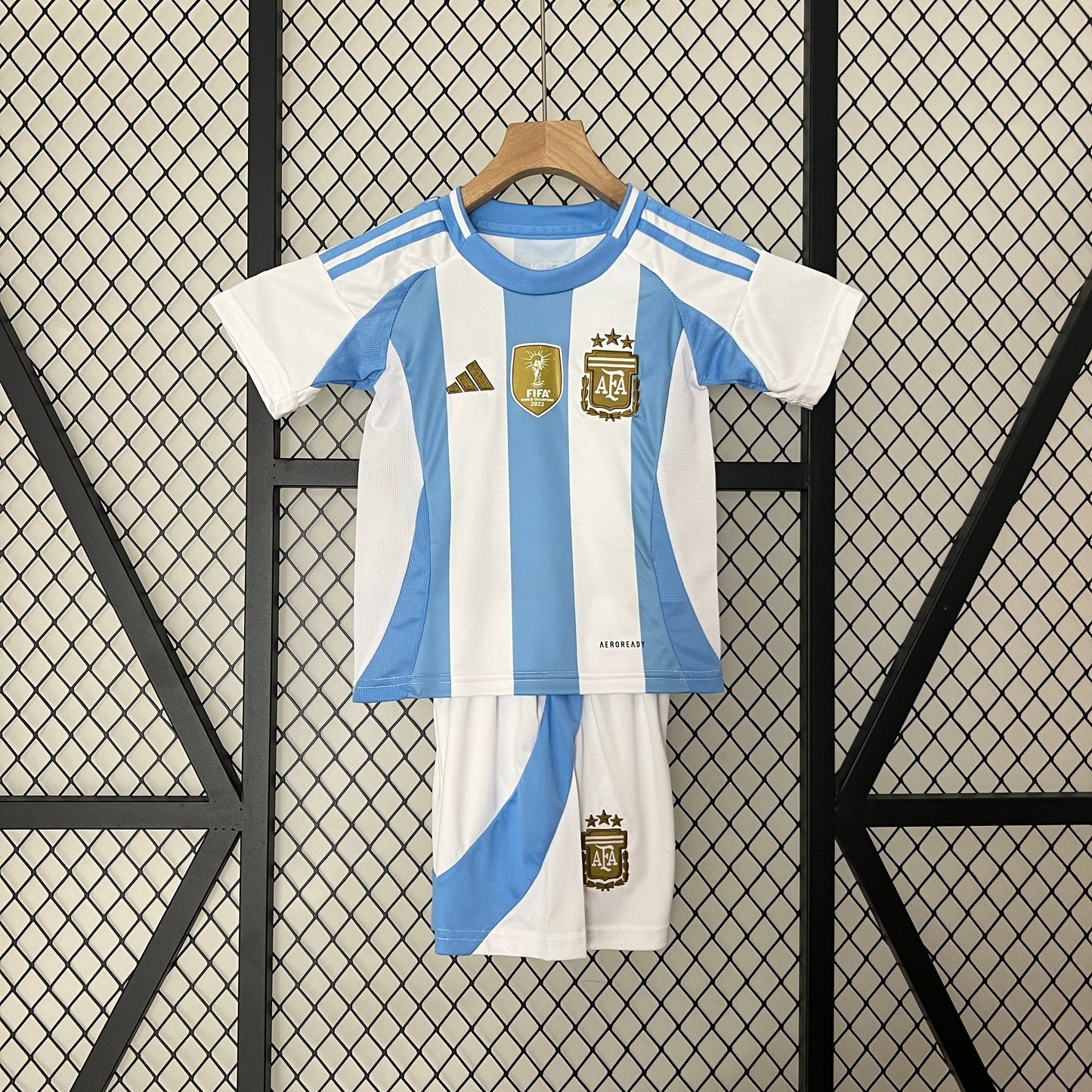 CAMISETA ARGENTINA COPA AMÉRICA 2024/2025/2026 KIT PARA NIÑOS