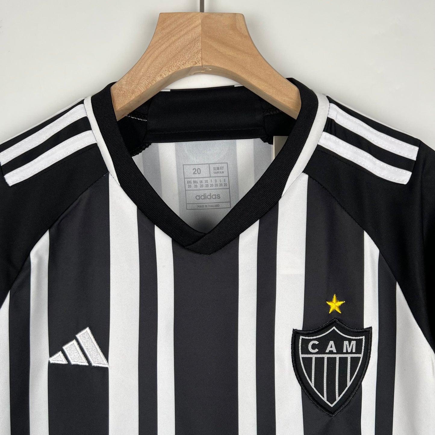 ATLETICO MINEIRO I 23/24 KIT PARA NIÑOS
