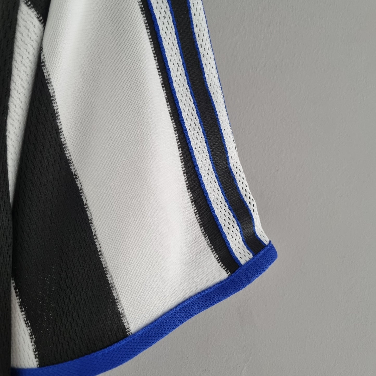 NEWCASTLE l 00/01 HOMBRES (RETRO)