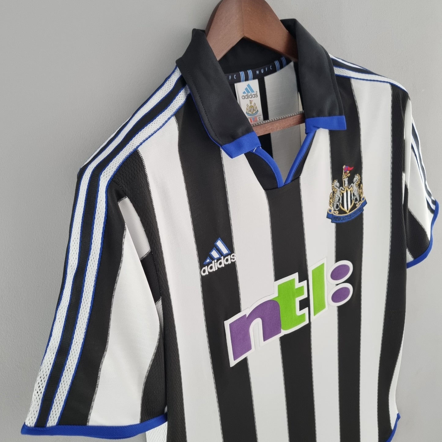 NEWCASTLE l 00/01 HOMBRES (RETRO)