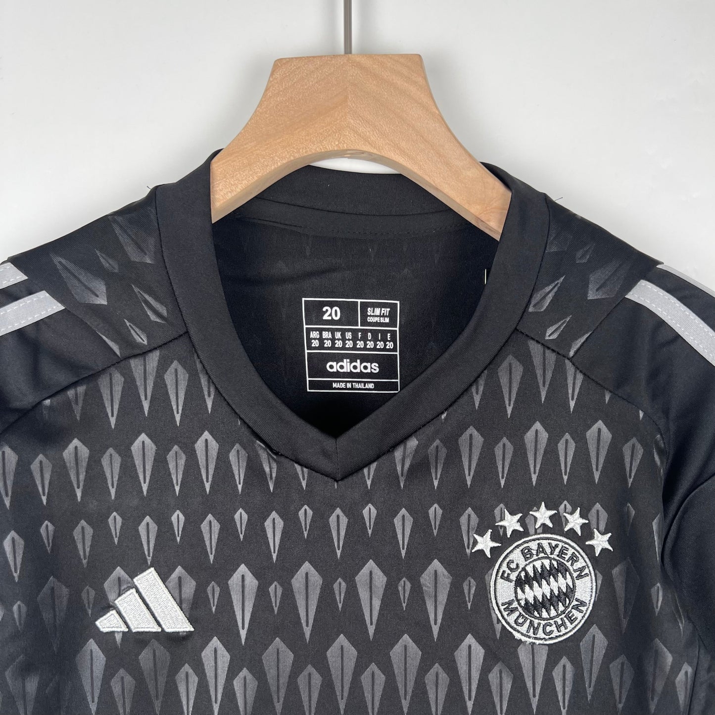 BAYERN MÚNICH II 23/24 KIT PARA NIÑOS
