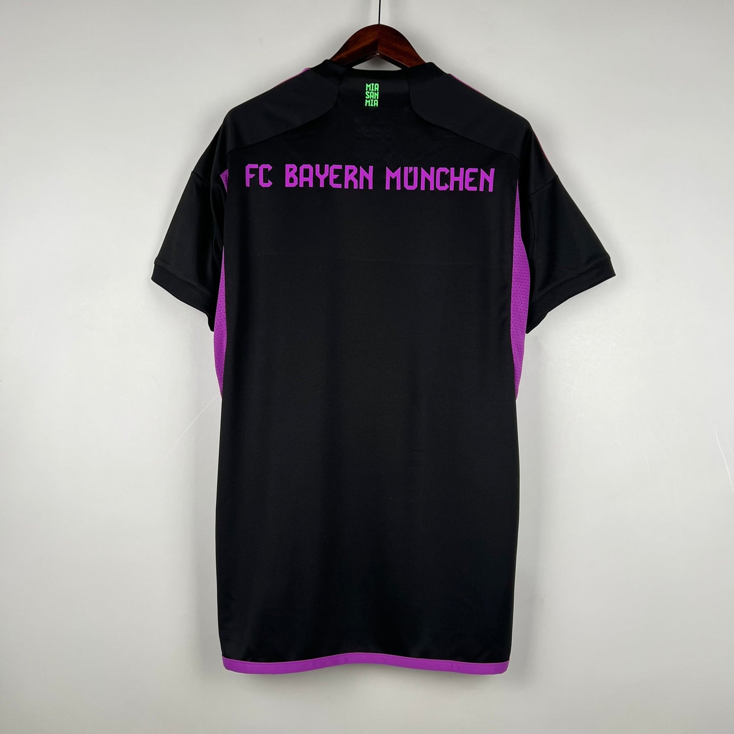 BAYERN MÚNICH EDICIÓN ESPECIAL II 23/24 HOMBRES
