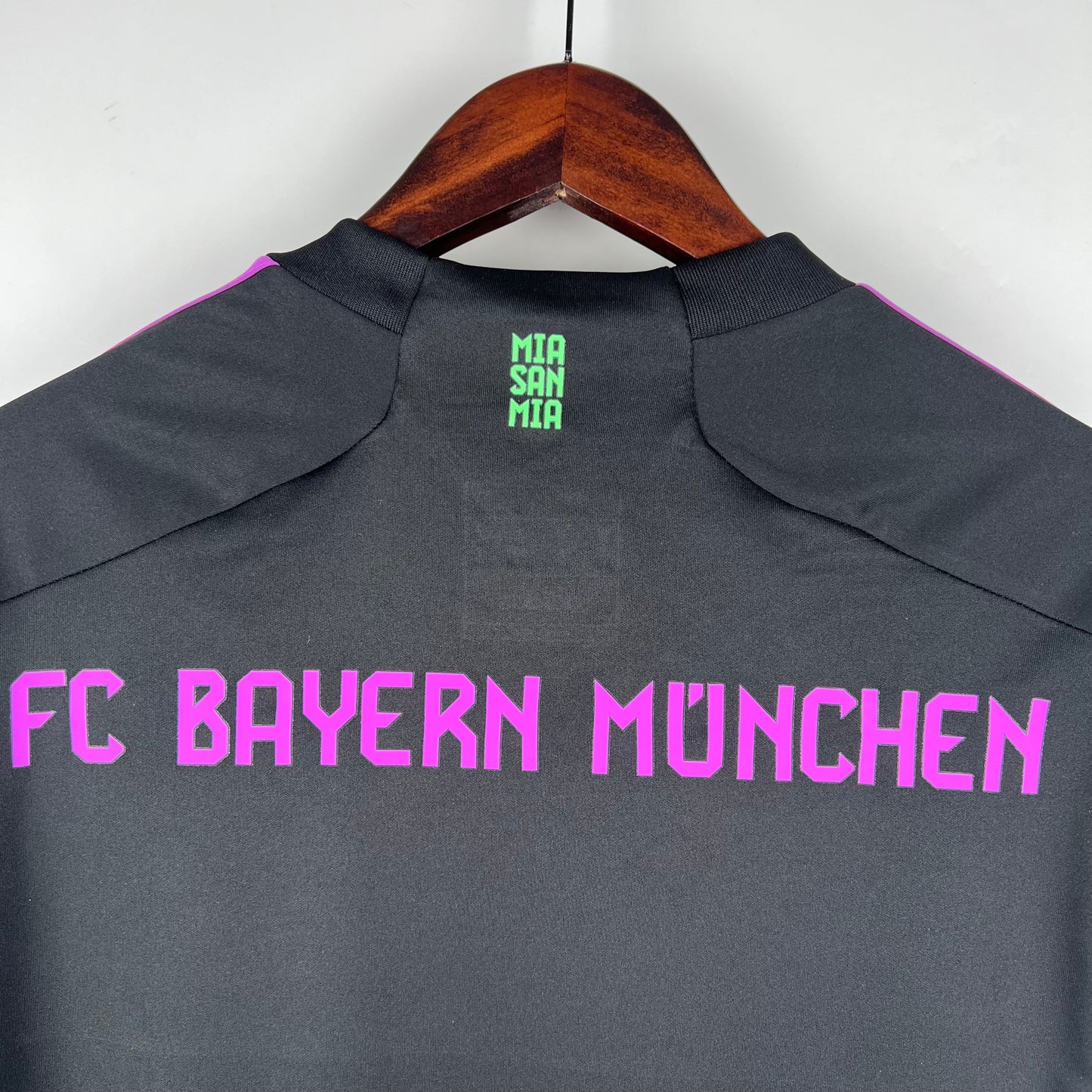 BAYERN MÚNICH EDICIÓN ESPECIAL II 23/24 HOMBRES