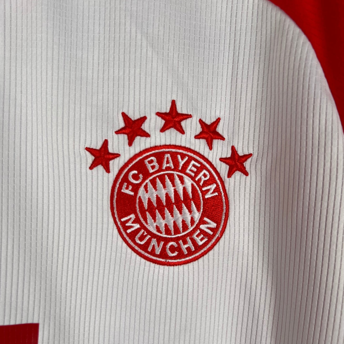 BAYERN MÚNICH I 23/24 HOMBRES (MANGA LARGA)