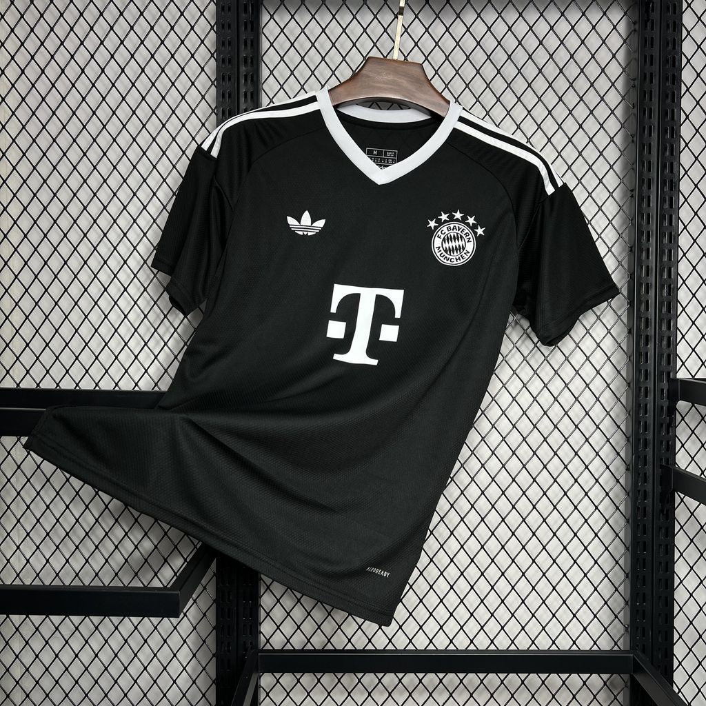 BAYERN MÚNICH PORTERO I 24/25 HOMBRES - NEGRO