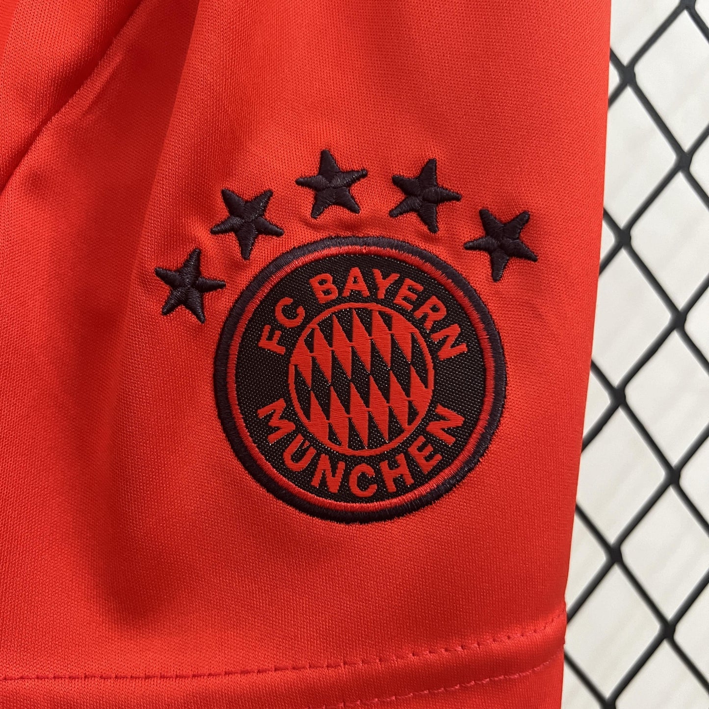 BAYERN MÚNICH I 24/25 KIT PARA NIÑOS
