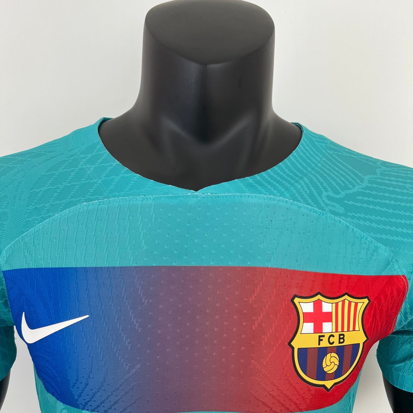 BARCELONA ENTRENAMIENTOII 23/24 HOMBRES (VERSIÓN DEL JUGADOR)