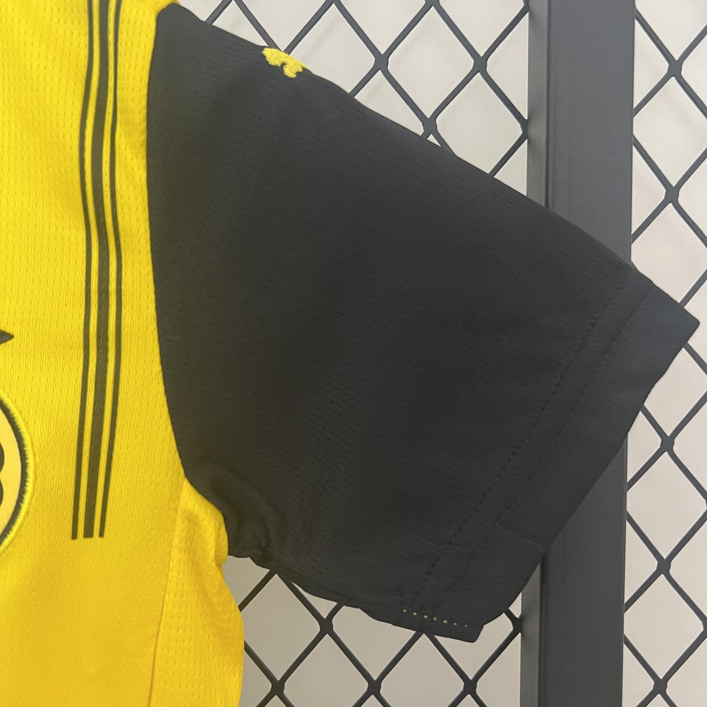 BORUSSIA DORTMUND I 24/25 KIT PARA NIÑOS