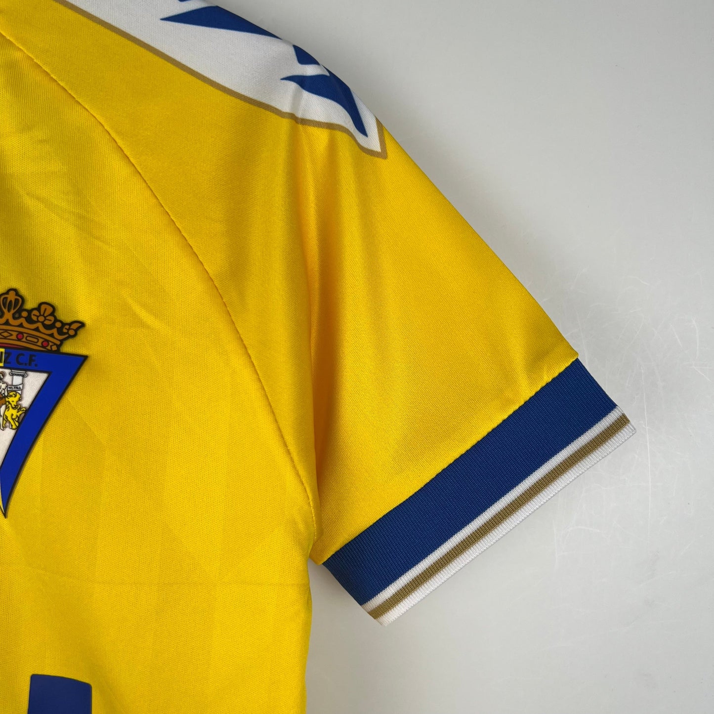 CADIZ I 23/24 KIT PARA NIÑOS
