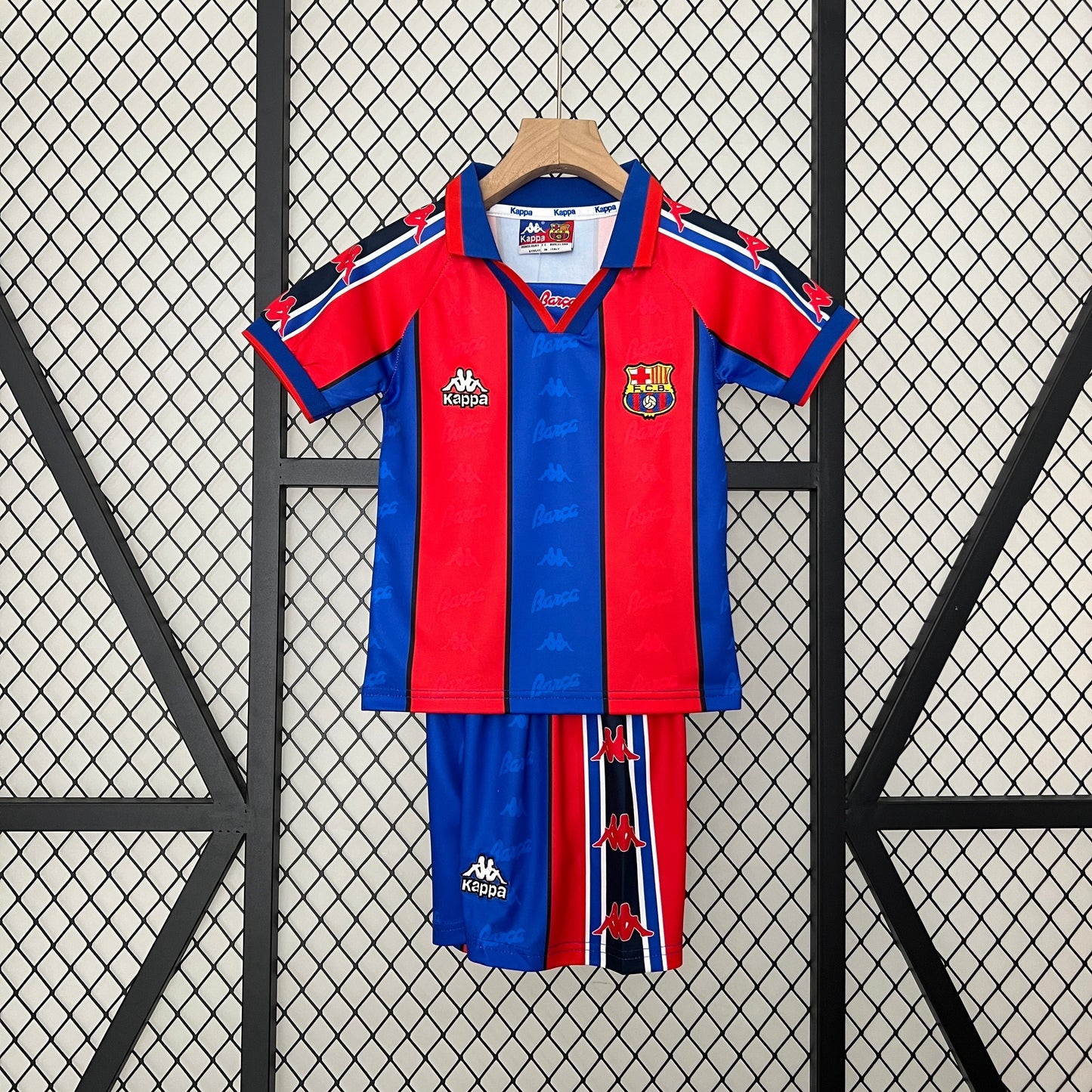 CAMISETA BARCELONA I 95/97 KIT PARA NIÑOS (RETRO)