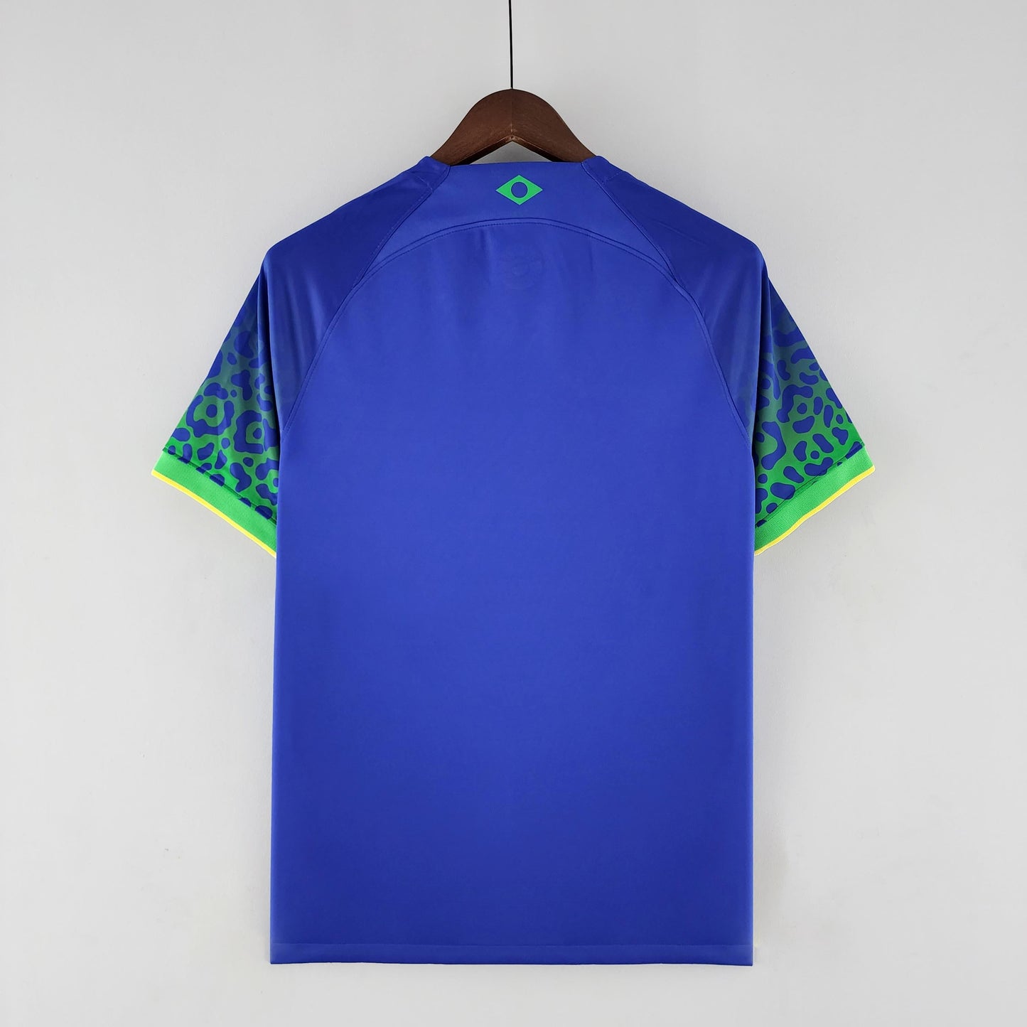 CAMISETA BRASIL II COPA DEL MUNDO 2022 HOMBRES