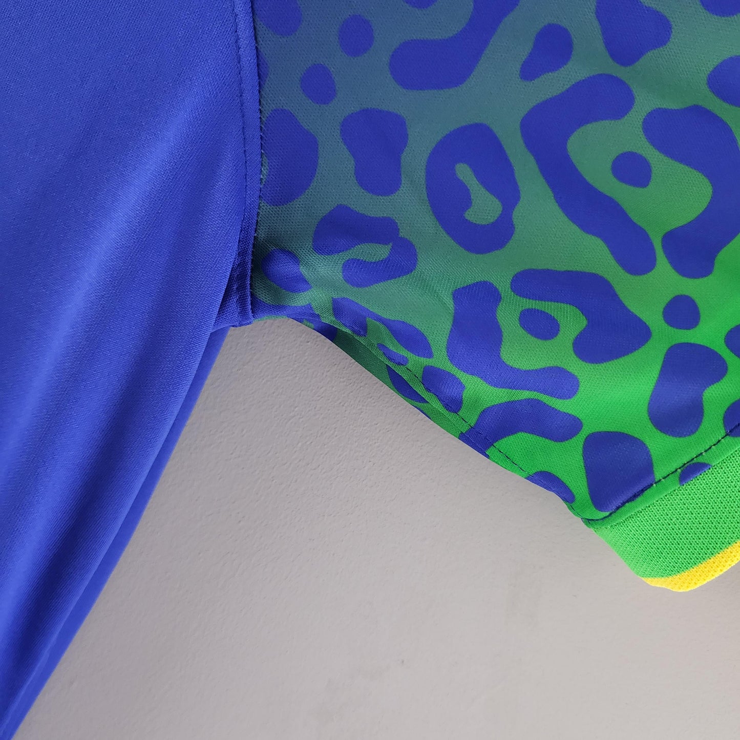 CAMISETA BRASIL II COPA DEL MUNDO 2022 HOMBRES