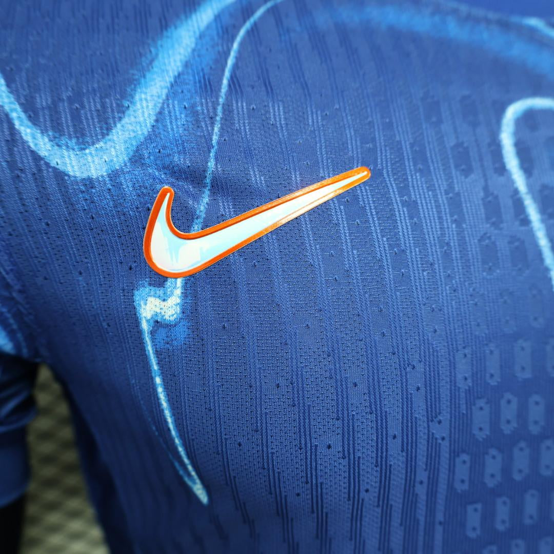 CAMISETA CHELSEA I 24/25 HOMBRES (VERSIÓN DEL JUGADOR)