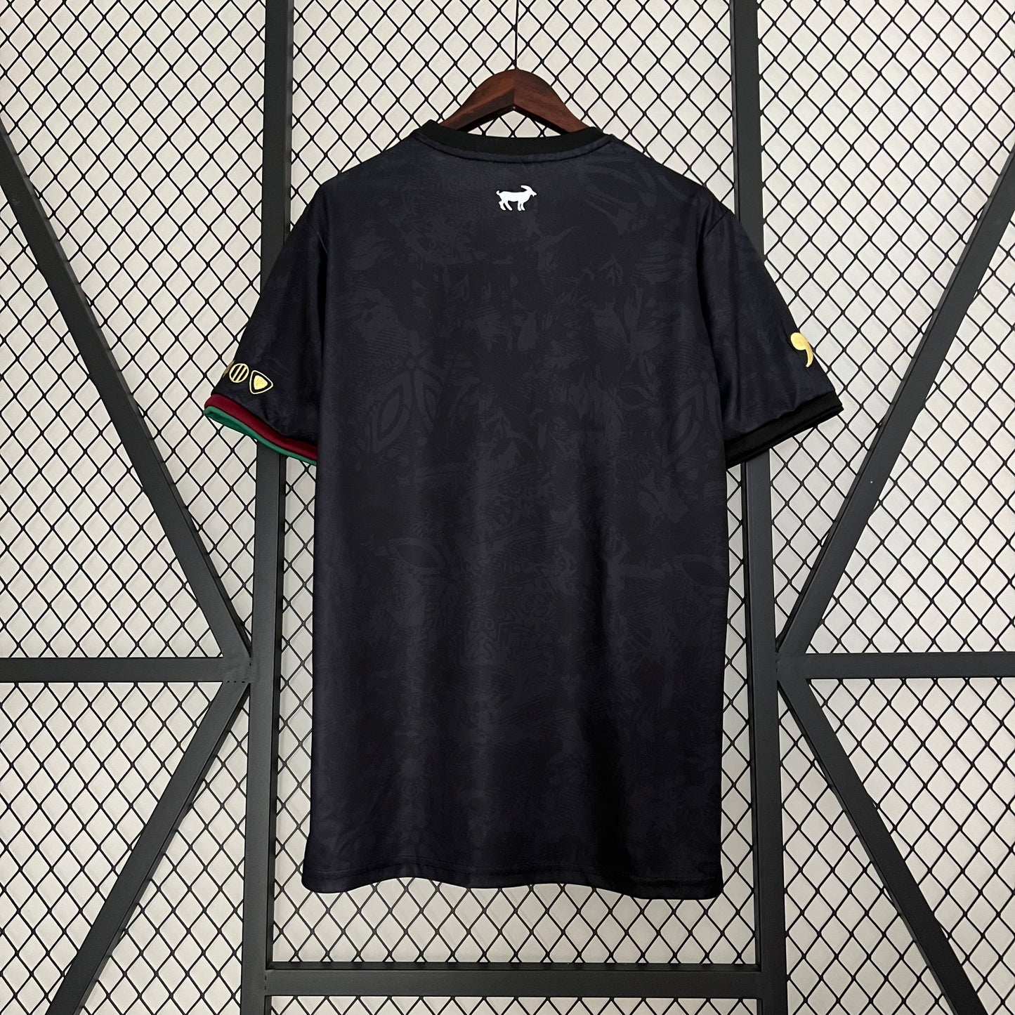 CAMISETA PORTUGAL EDICIÓN ESPECIAL CR7 23/24 HOMBRES