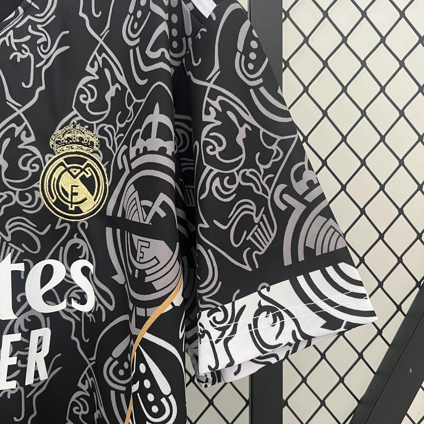 CAMISETA REAL MADRID EDICIÓN ESPECIAL LIMITADO I 24/25 HOMBRES