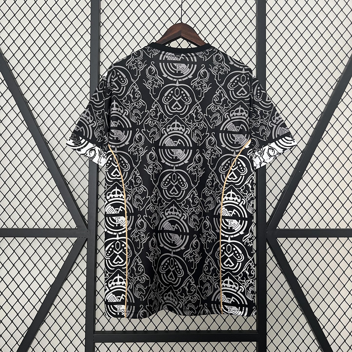 CAMISETA REAL MADRID EDICIÓN ESPECIAL LIMITADO I 24/25 HOMBRES