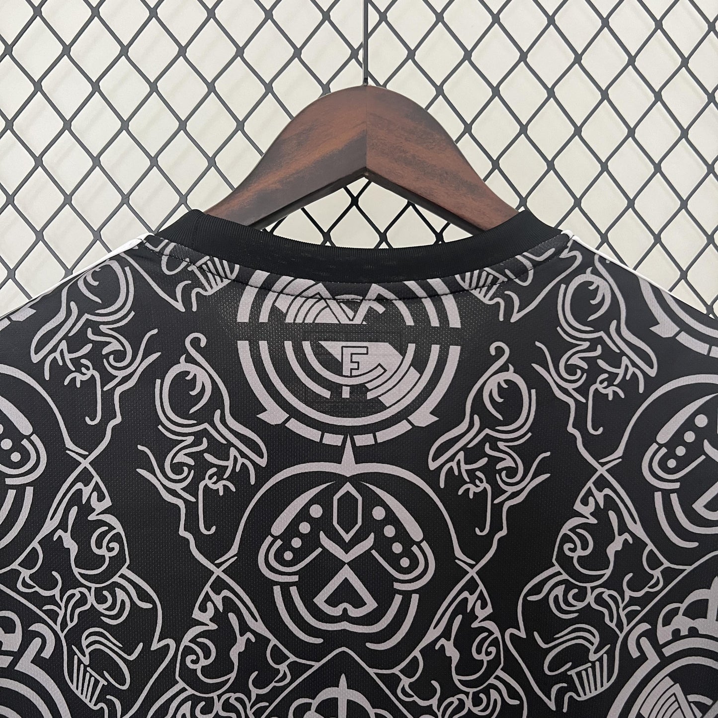 CAMISETA REAL MADRID EDICIÓN ESPECIAL LIMITADO I 24/25 HOMBRES