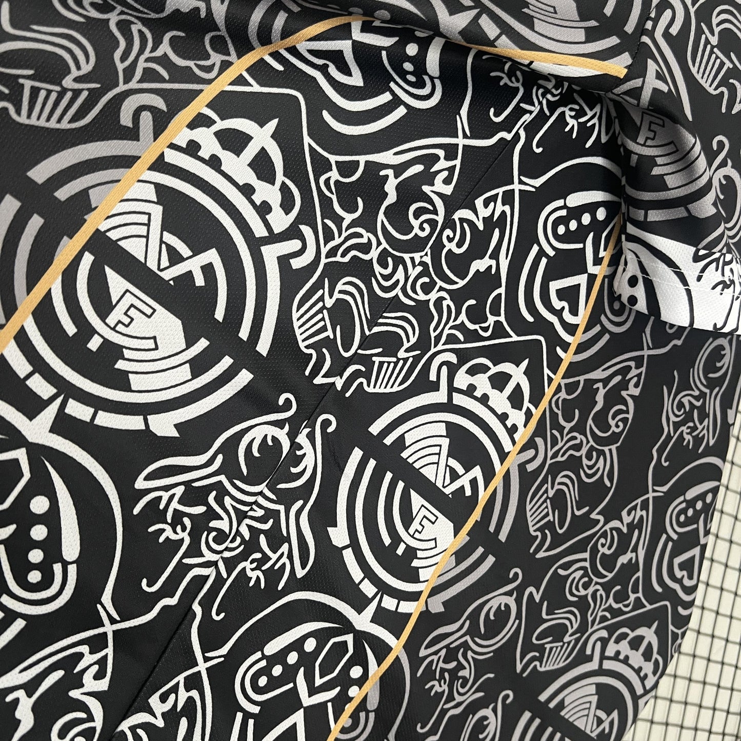 CAMISETA REAL MADRID EDICIÓN ESPECIAL LIMITADO I 24/25 HOMBRES