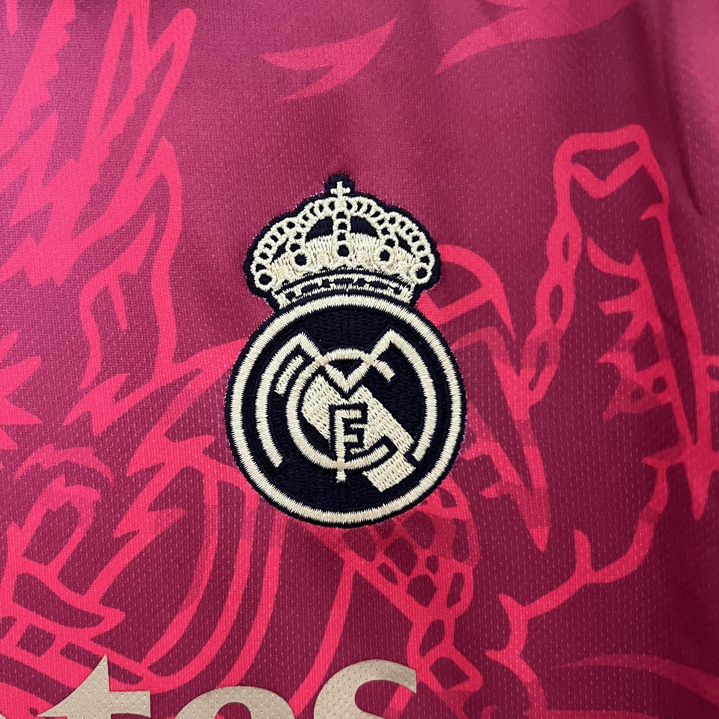 CAMISETA REAL MADRID EDICIÓN ESPECIAL LIMITADO IV 24/25 HOMBRES