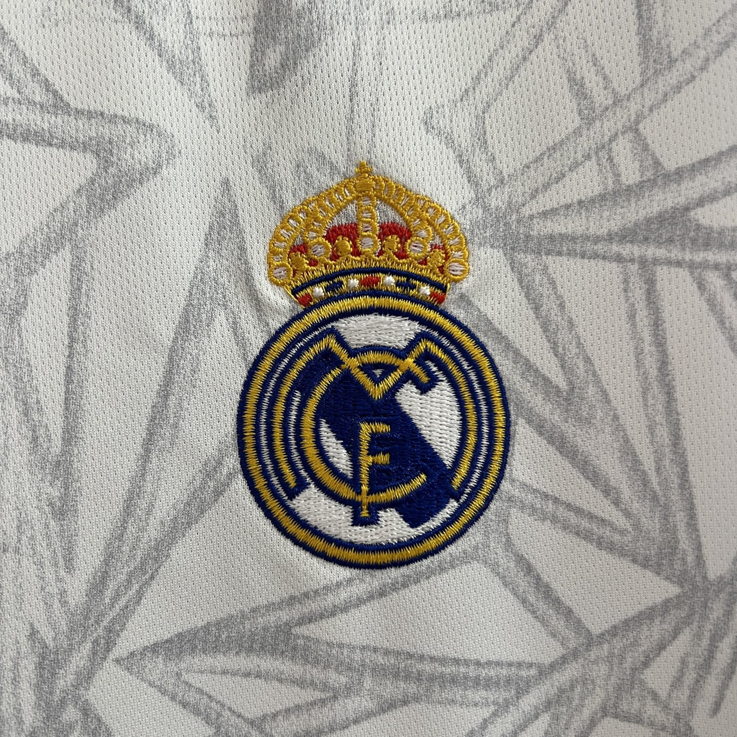 CAMISETA REAL MADRID PRE-JUEGO 24/25 HOMBRES