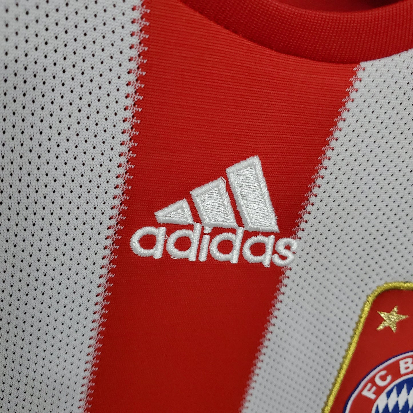 BAYERN MÚNICH I 2010 HOMBRES (RETRO)
