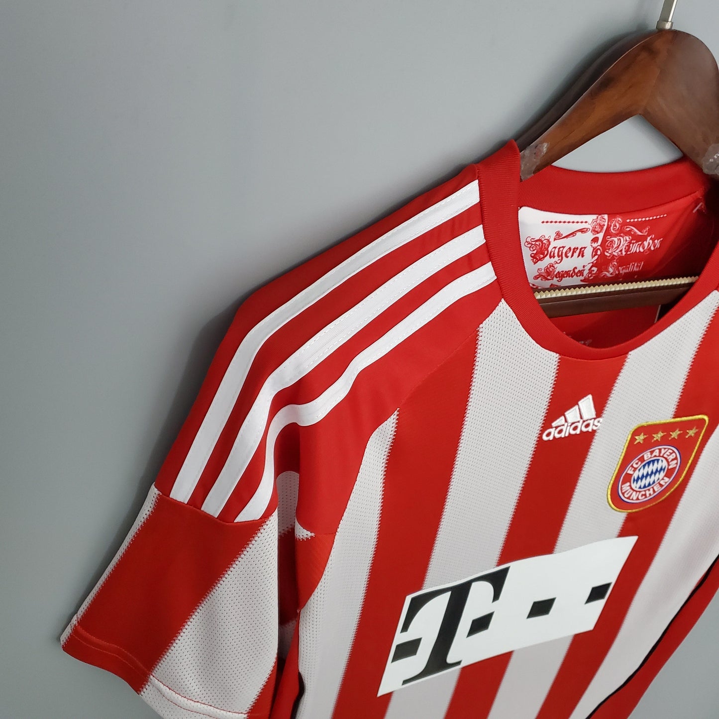 BAYERN MÚNICH I 2010 HOMBRES (RETRO)