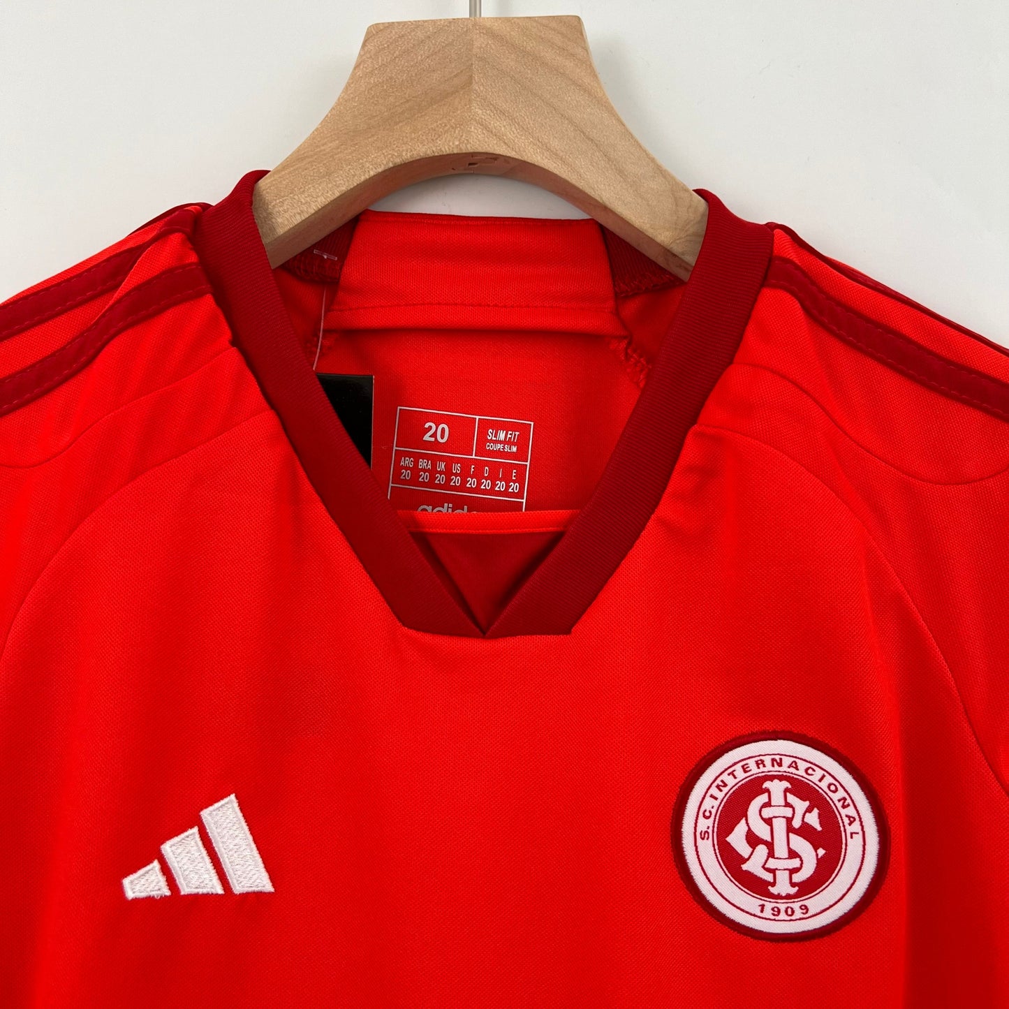 INTERNACIONAL I 23/24 KIT PARA NIÑOS