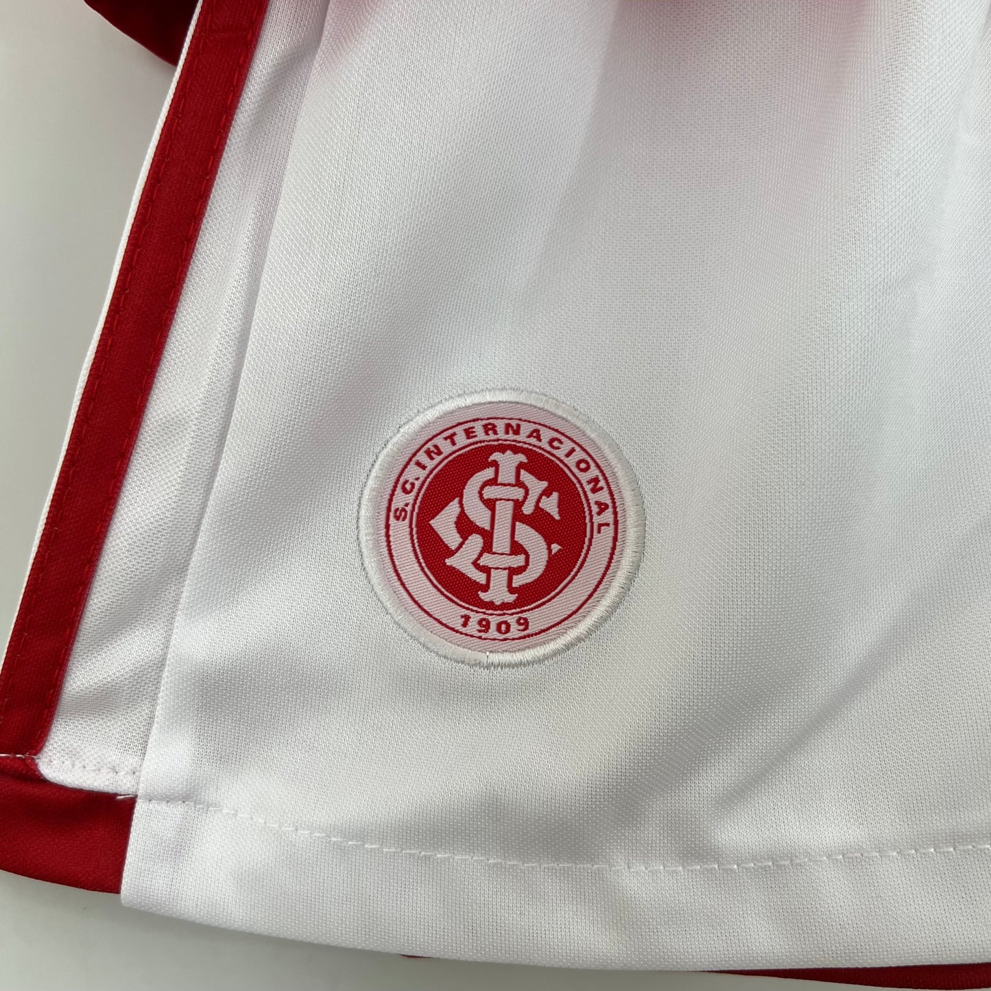 INTERNACIONAL I 23/24 KIT PARA NIÑOS