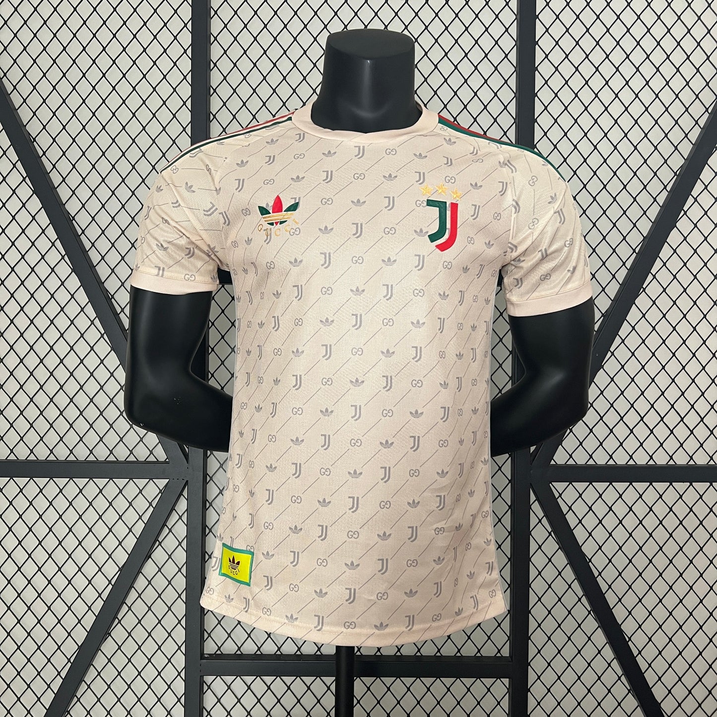 CAMISETA JUVENTUS EDICIÓN ESPECIAL LIMITADO BEIGE 24/25 HOMBRES (VERSIÓN DEL JUGADOR)