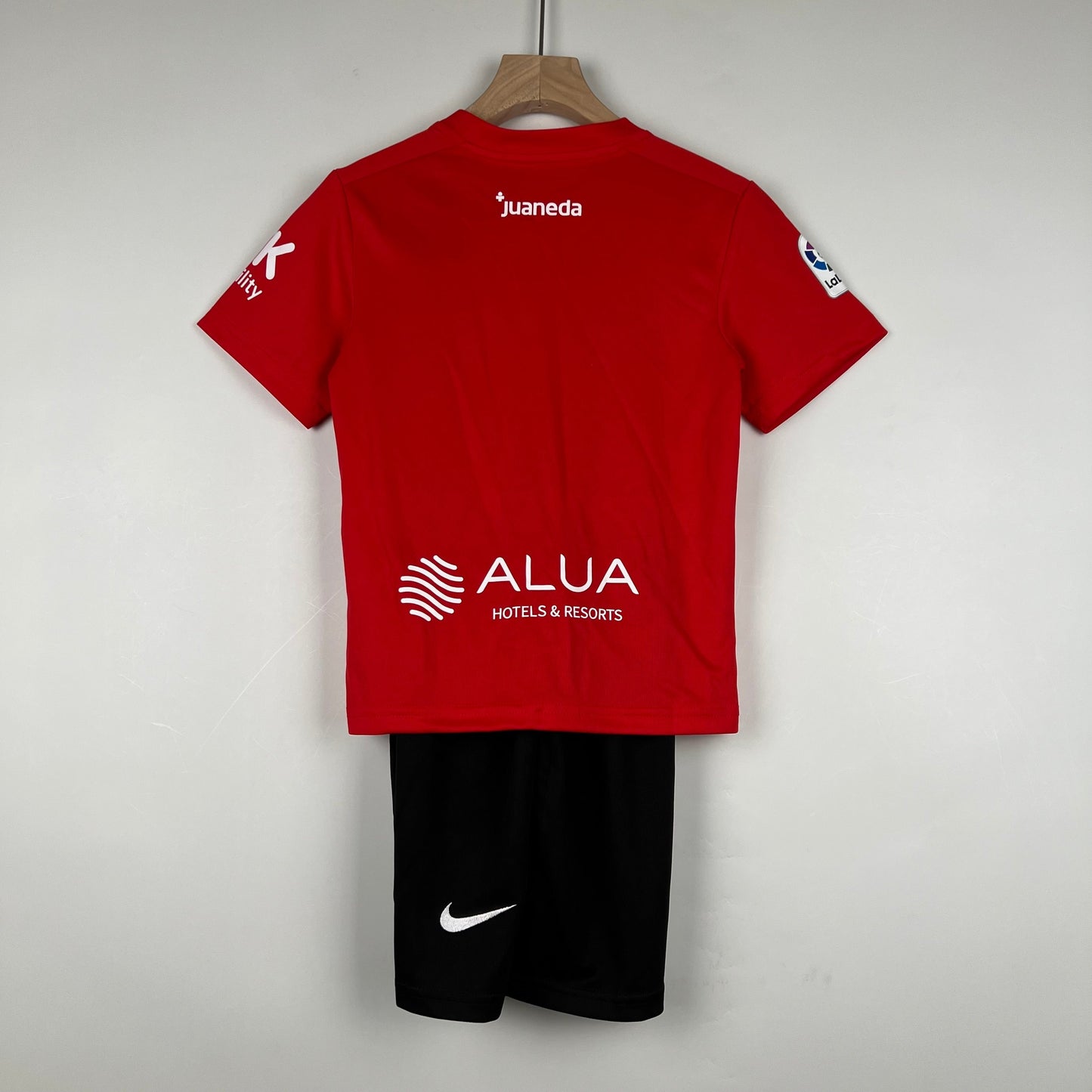 MALLORCA I 23/24 KIT PARA NIÑOS