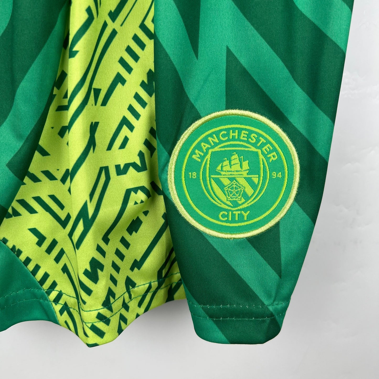 MANCHESTER CITY II PORTERO 23/24 KIT PARA NIÑOS