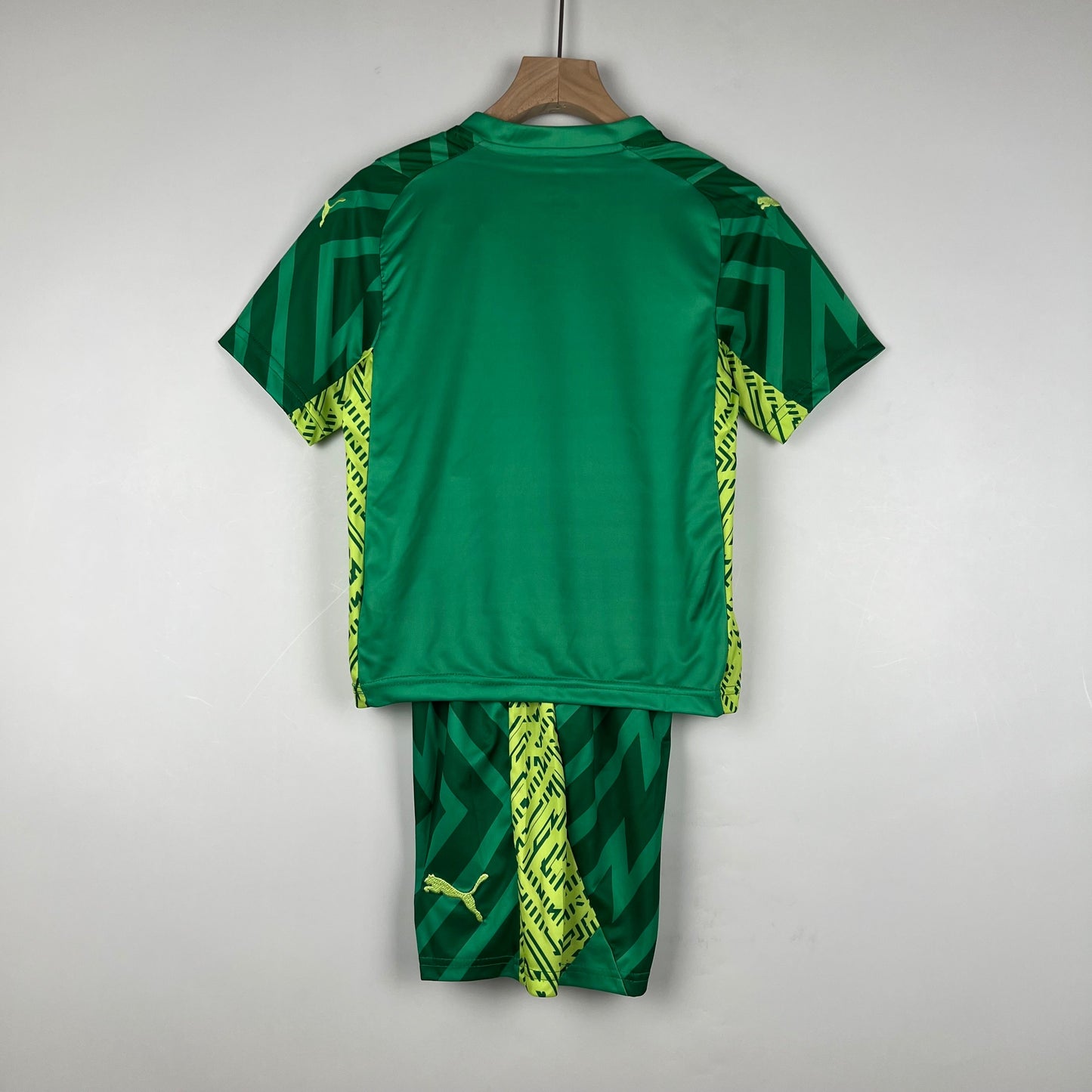 MANCHESTER CITY II PORTERO 23/24 KIT PARA NIÑOS