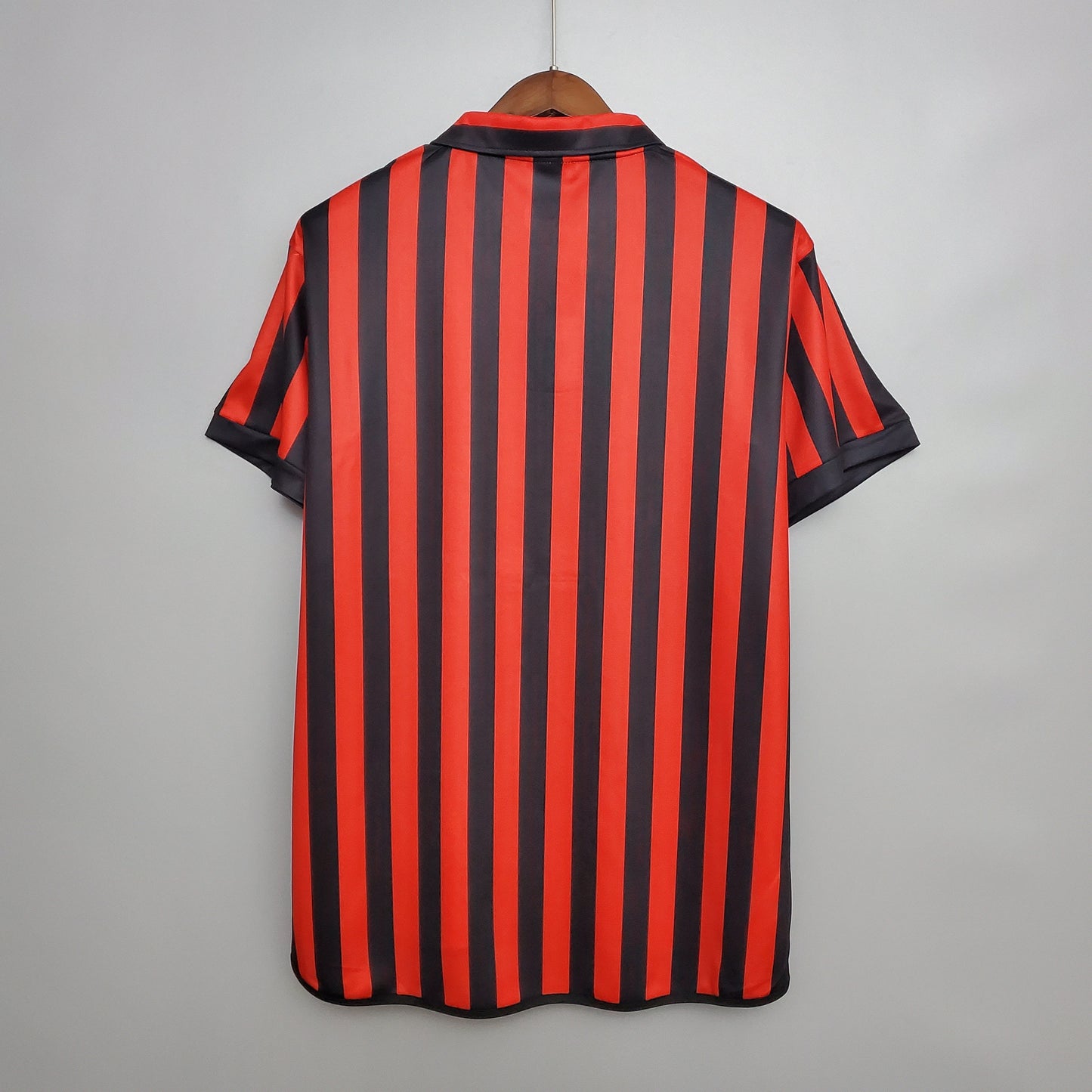 MILÁN XVI 99/00 HOMBRES (RETRO)
