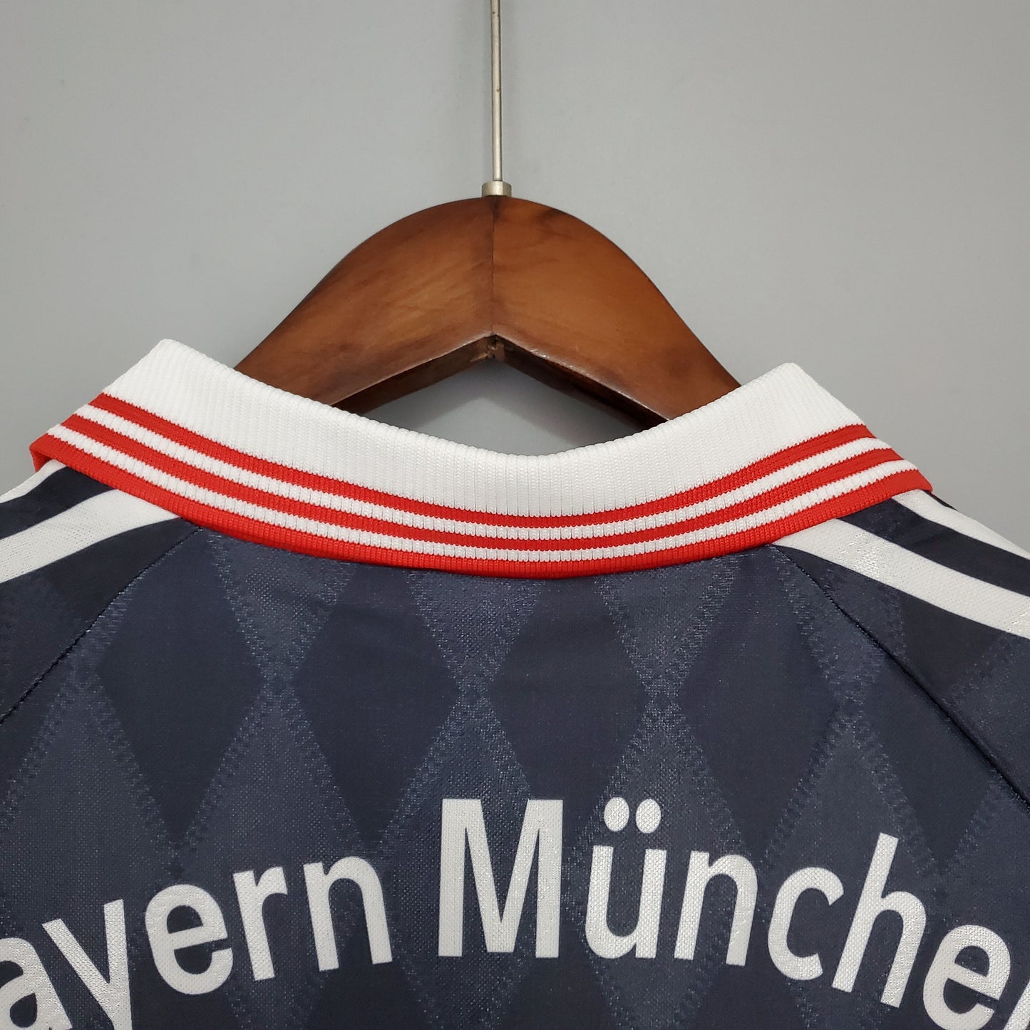 BAYERN MÚNICH I 97/98 HOMBRES (RETRO)