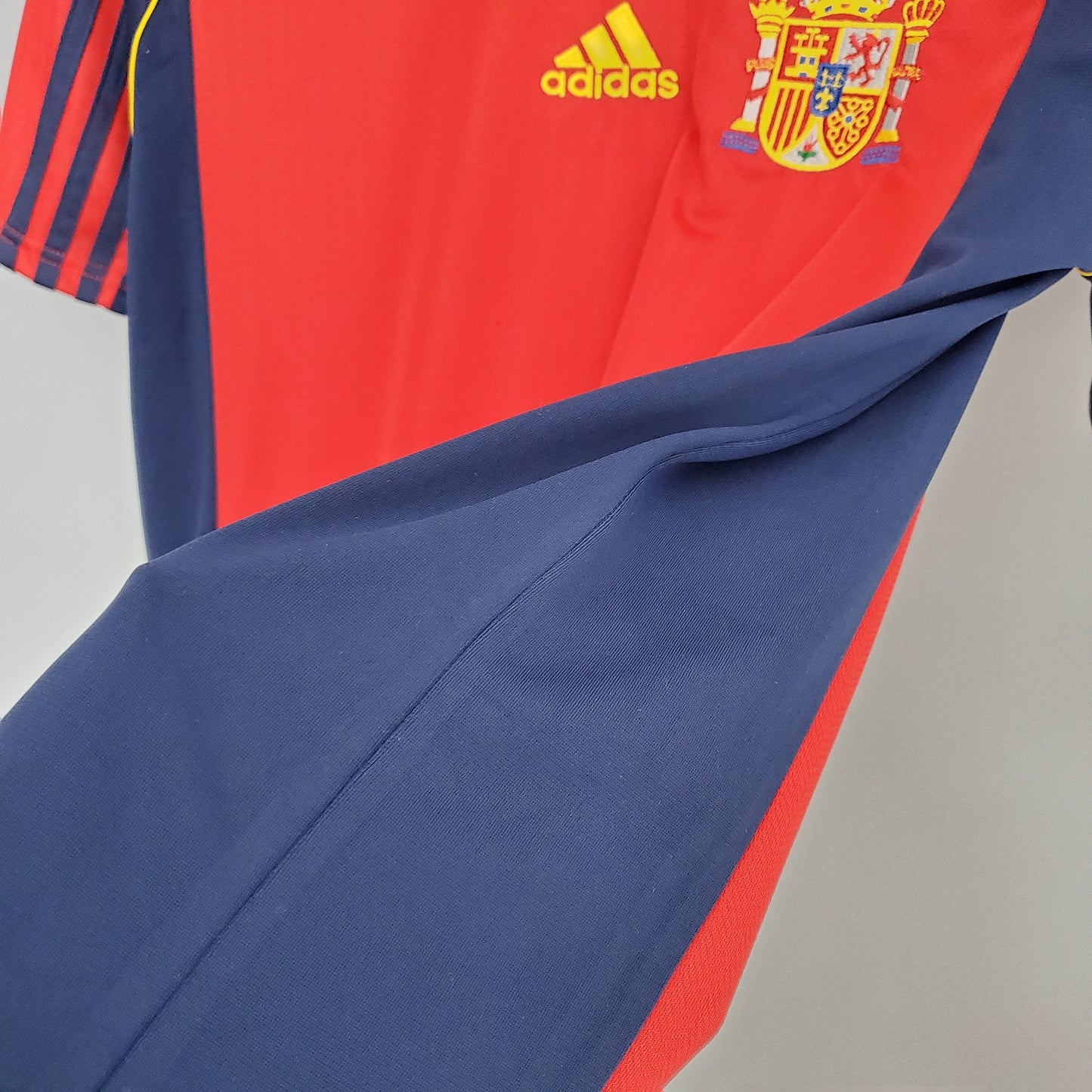 ESPAÑA l 1998 HOMBRES (RETRO)