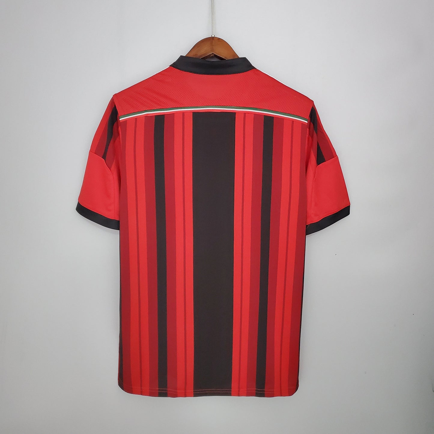 MILÁN XI 14/15 HOMBRES (RETRO)
