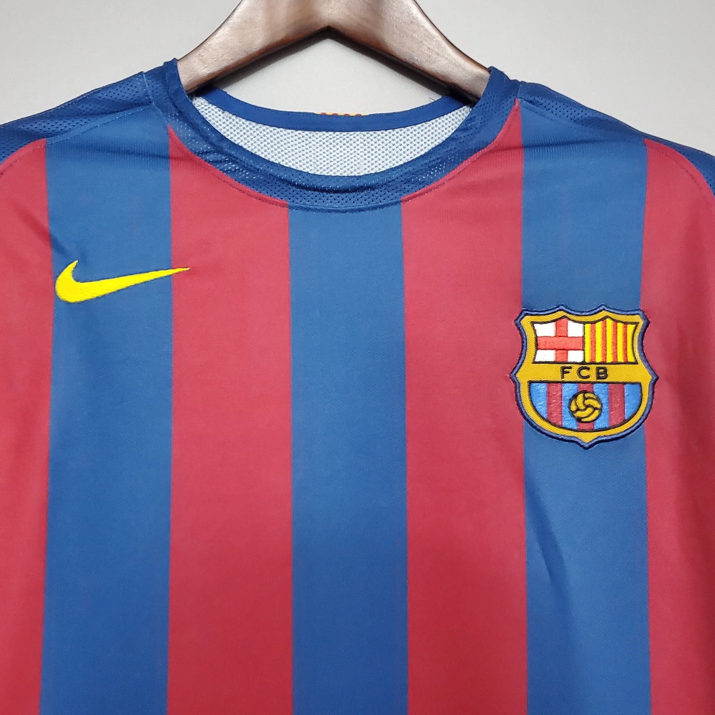 BARCELONA I 2006 UEFA HOMBRES (RETRO)