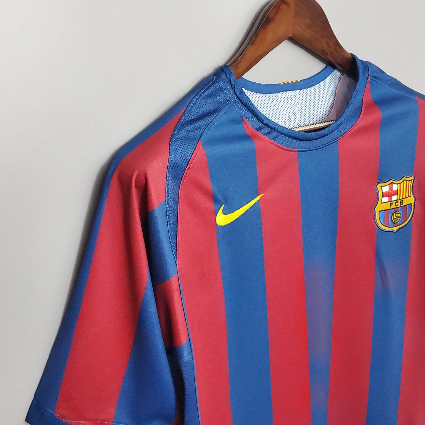 BARCELONA I 2006 UEFA HOMBRES (RETRO)
