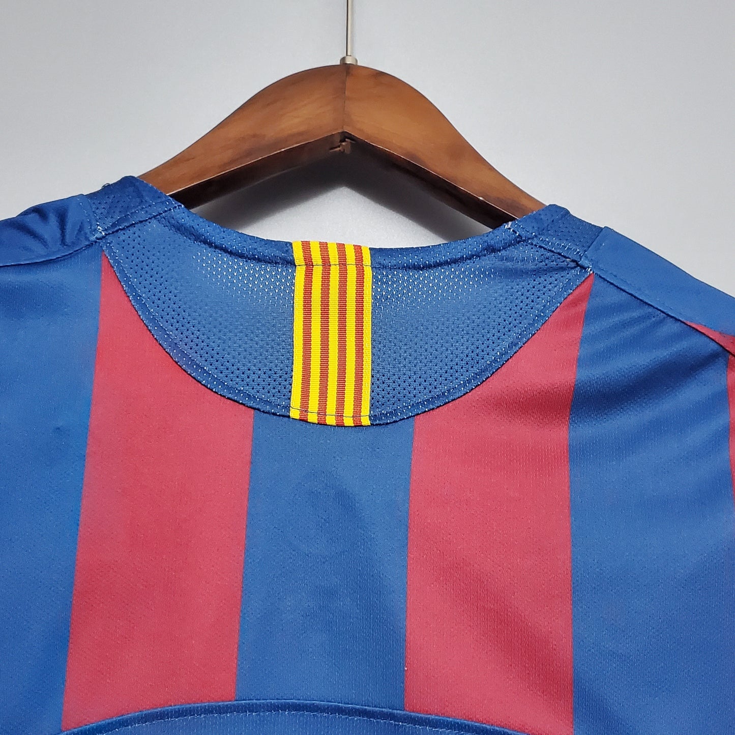 BARCELONA I 2006 UEFA HOMBRES (RETRO)