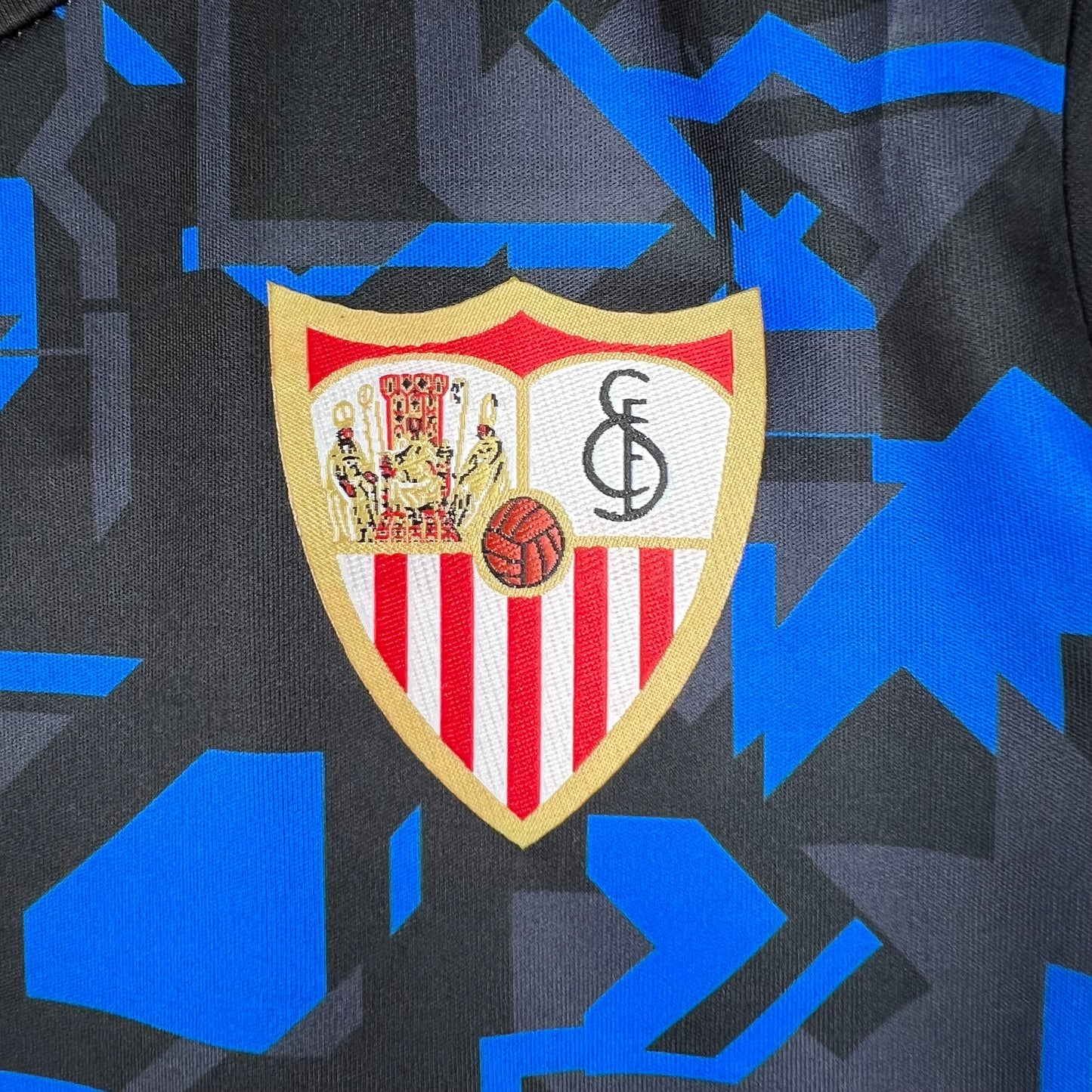 SEVILLA III 23/24 KIT PARA NIÑOS