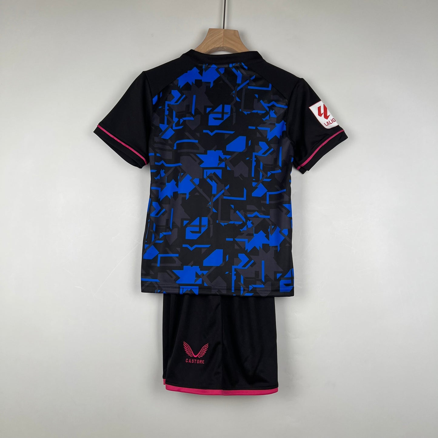 SEVILLA III 23/24 KIT PARA NIÑOS