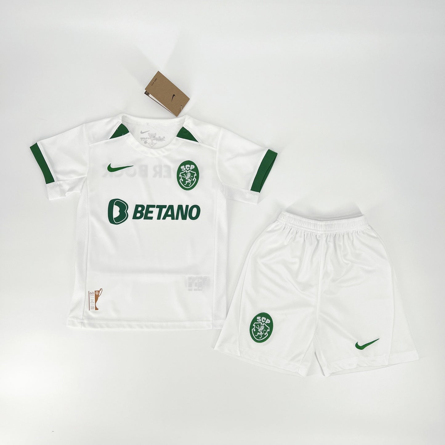 SPORTING LISBOA EDICIÓN TAZA DE TAZAS 24/25 KIT PARA NIÑOS