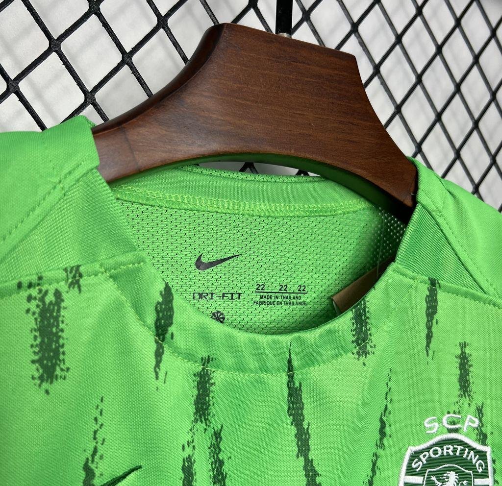 SPORTING LISBOA III 24/25 KIT PARA NIÑOS